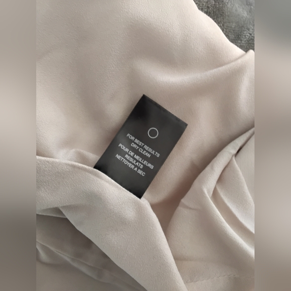 Elegant Ombre Sleeveless Dress - Picture 8 of 10